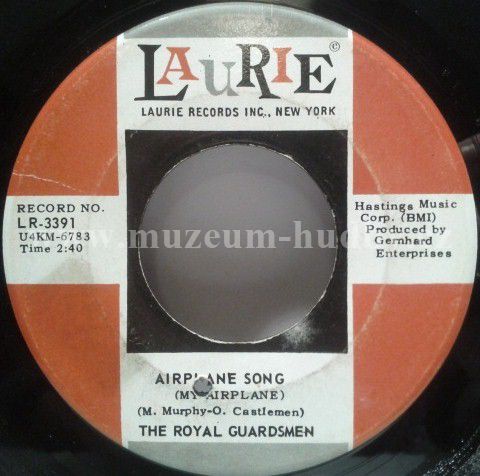 Royal Guardsmen, The