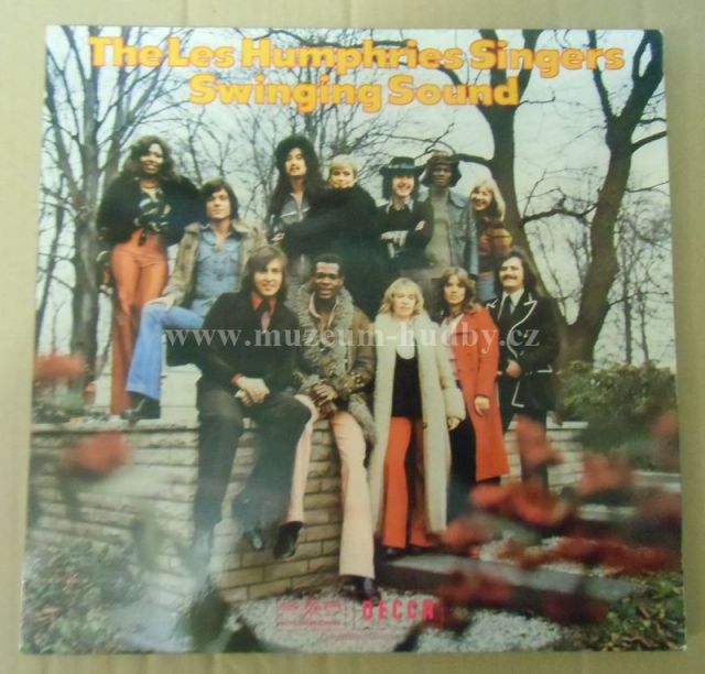 Les Humphries Singers