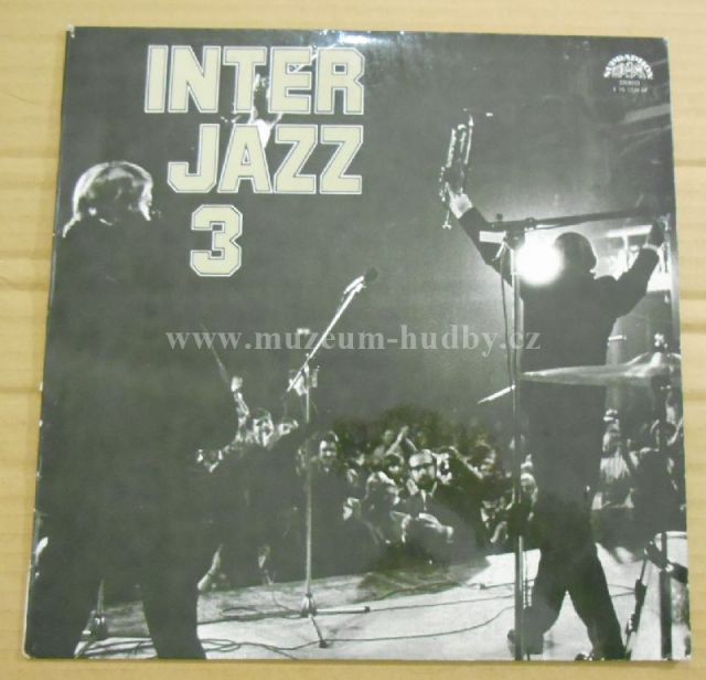 Gustav Brom Se Svým Orchestrem / Jazzový Orchestr Čs. Rozhlasu V Praze