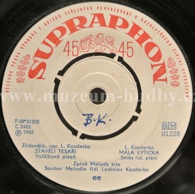 Melody Trio, Dívčí Trio