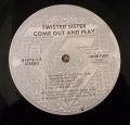 Twisted Sister-Come Out And Play