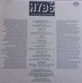 Vaclav Hybs-Hybs hraje na kolonade