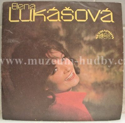 Elena Lukášová