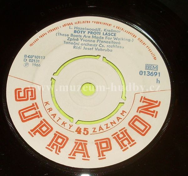 Marta Kubišová / Yvonne Přenosilová