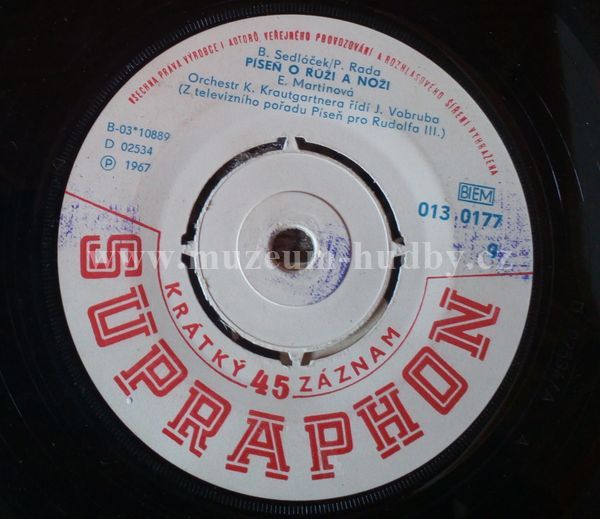 V. Neckář / E. Martinová