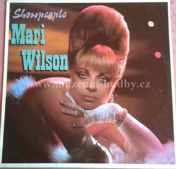 Mari Wilson With The Wilsations