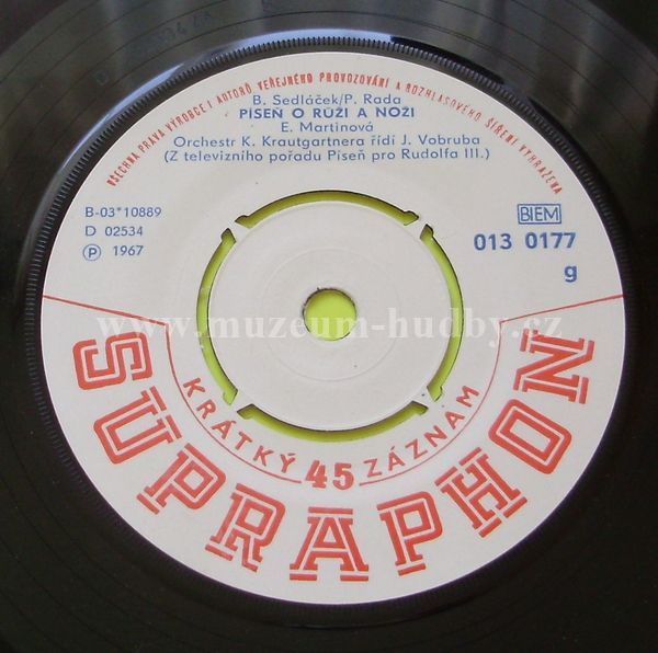 V. Neckář / E. Martinová