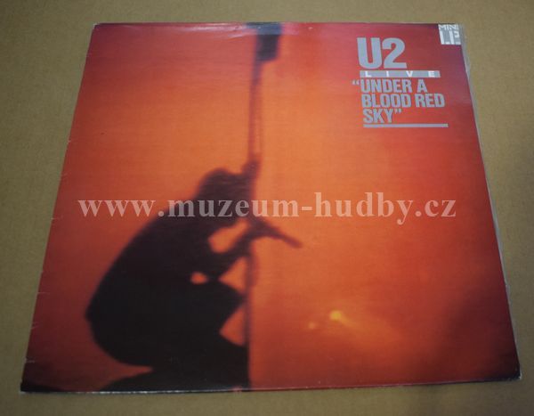 U2