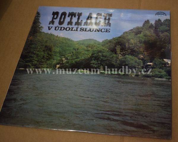 Brontosauři, Bajo Trio 81, Tornádo, Akáty, Ulm,...