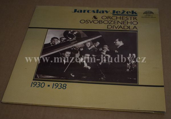 Jaroslav Ježek, Orchestr Osvobozeného divadla