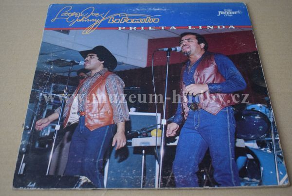 Little Joe, Johnny Y La Familia