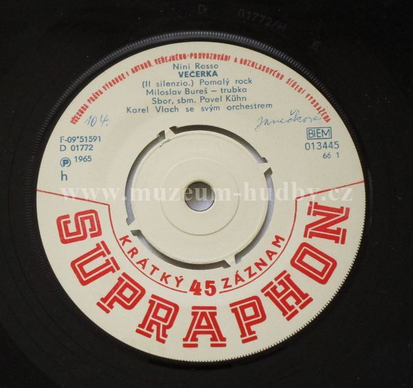 Kühnův dětský sbor and Mil. Bureš