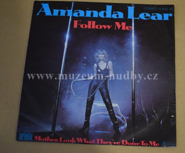 Amanda Lear