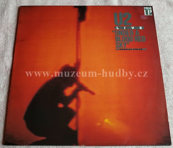U2