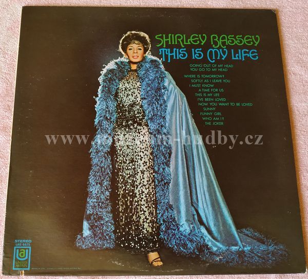 Shirley Bassey ‎