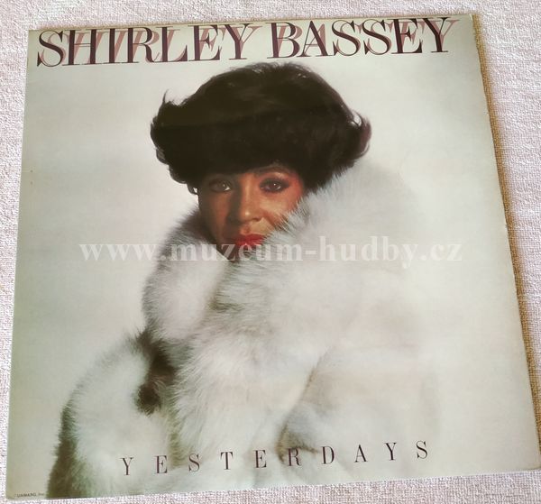 Shirley Bassey
