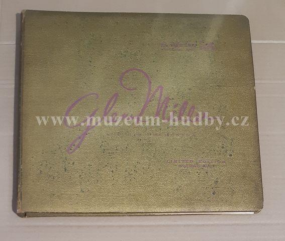 Glen Miller and his orchestra