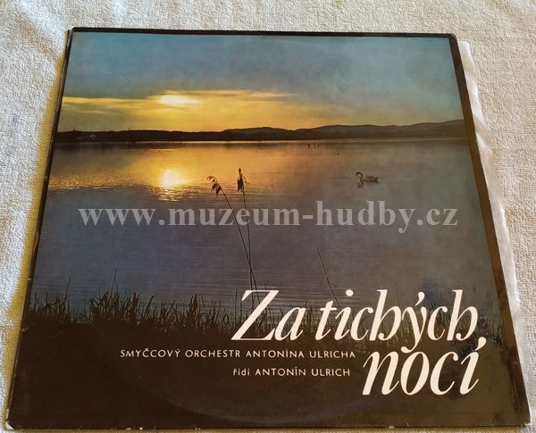 Smyčcový Orchestr Antonína Ulricha řídí Antonín Ulrich