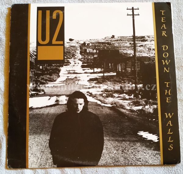 U2