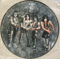 Kiss-Monster