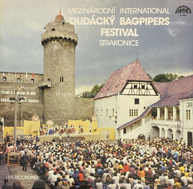 Renfrewshire, Jan Bláha a další