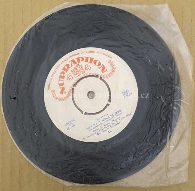 Irena Kačírková / Marie Glázrová