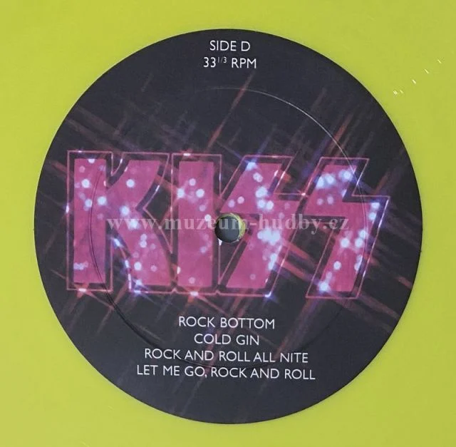 Kiss - Obrázek 7