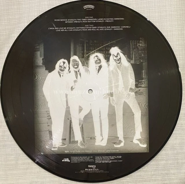 Kiss - Obrázek 4