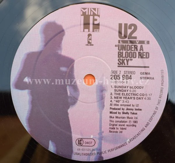 U2 - Obrázek 4