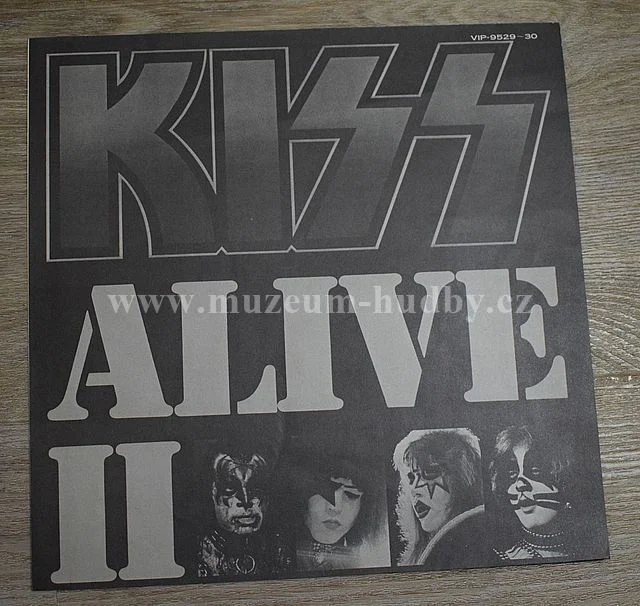 Kiss - Obrázek 5